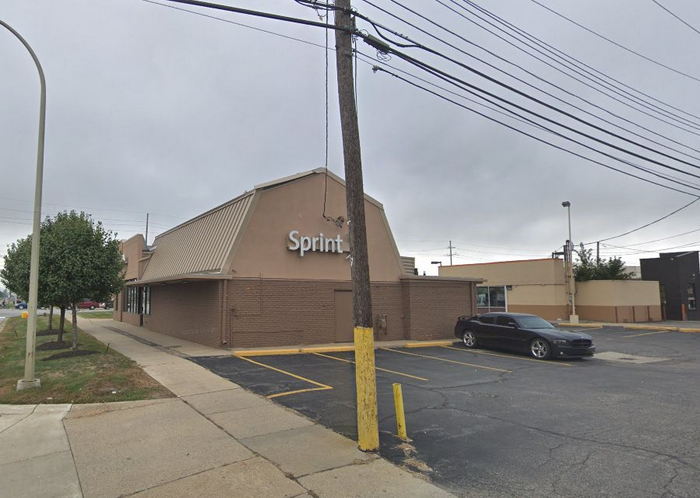 Red Barn Restaurant - 1850 E 12 Mile Rd Madison Heights (newer photo)